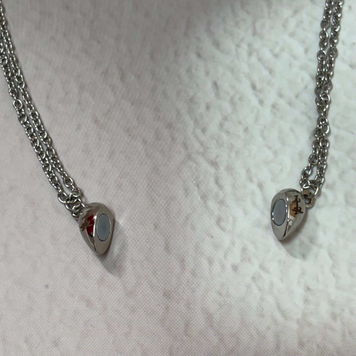 Colliers Parabataï aimantés