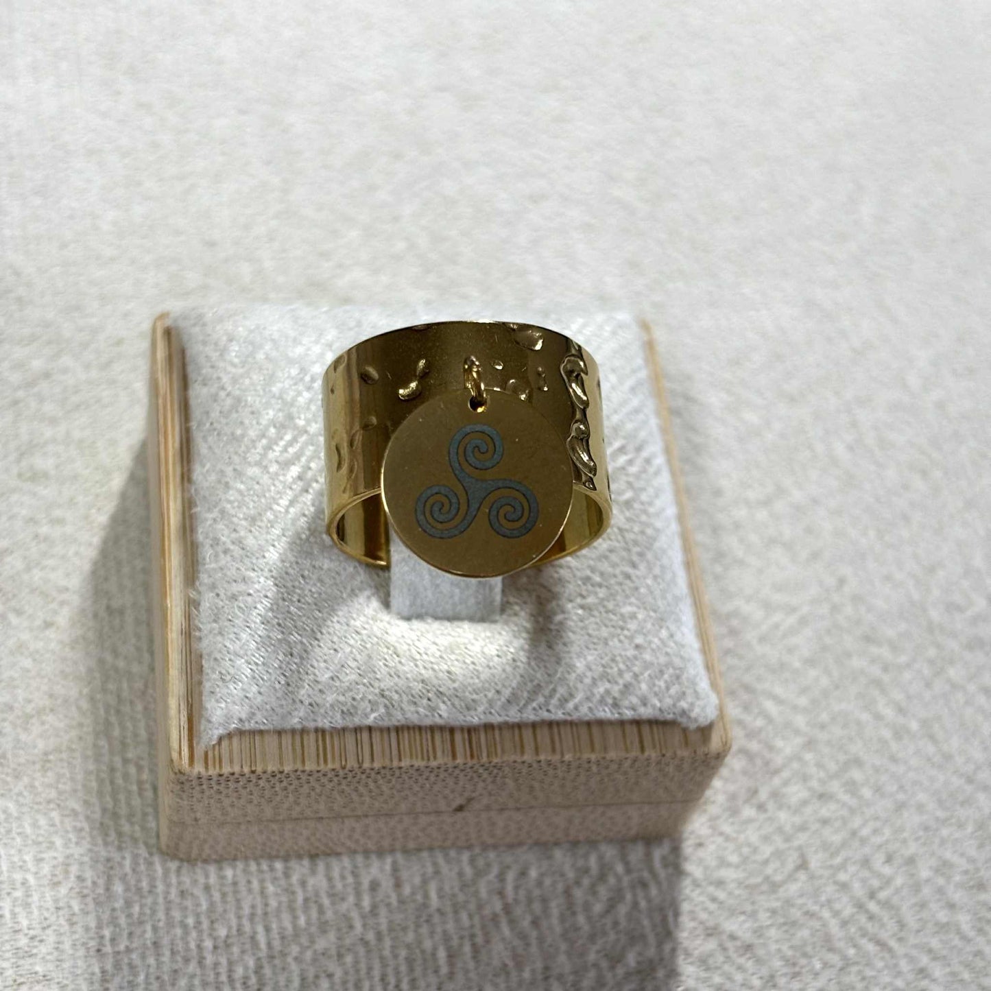 Bague Triskele