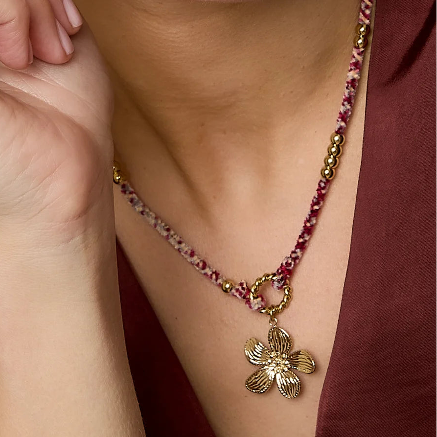 Collier Elia